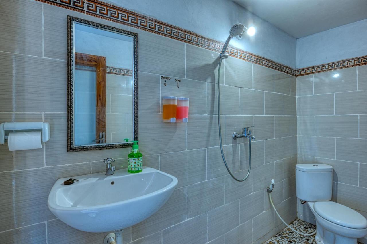 Alit Cottage Batumadeg Екстериор снимка